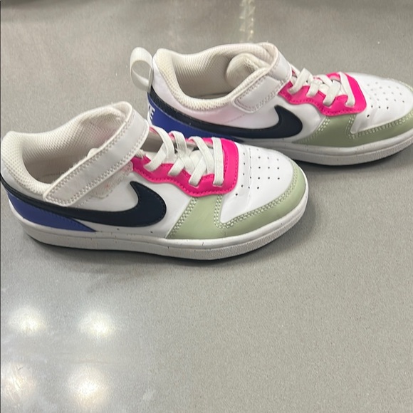 Nike Kids Shoes - White, Green, and Pink - Picture 2 of 2